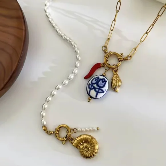 18 KT Gold Over Titanium Necklace Set - Picture 2 of 3